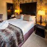 بيت ضيافة Woodlands 4*