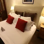Woodlands بيت ضيافة