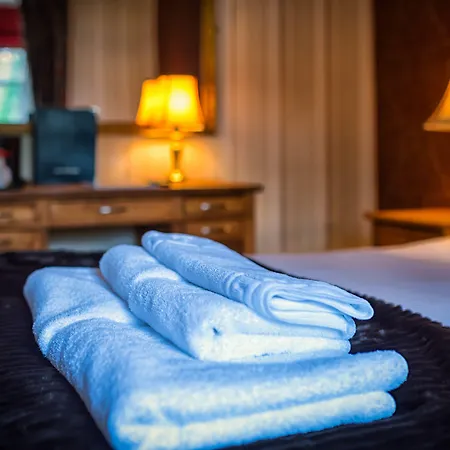 ゲストハウス ウッドランズ