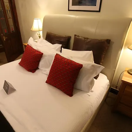 ウッドランズ ゲストハウス